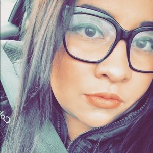 Meet your Posher, Lizzete